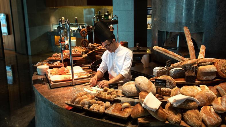 35元一个的“沪币”面包,在四线小城杀疯了